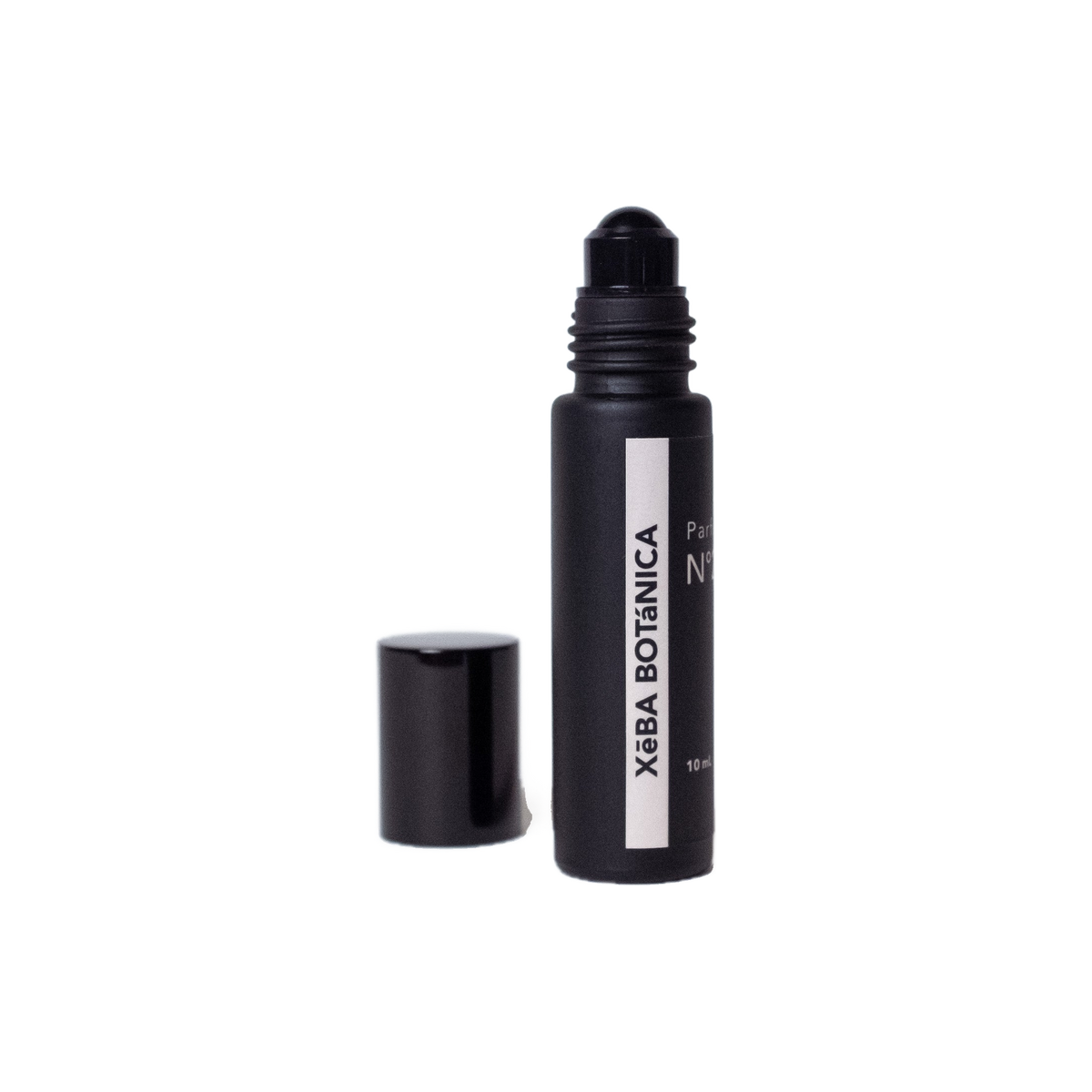 Parfum Oil roller with cap off